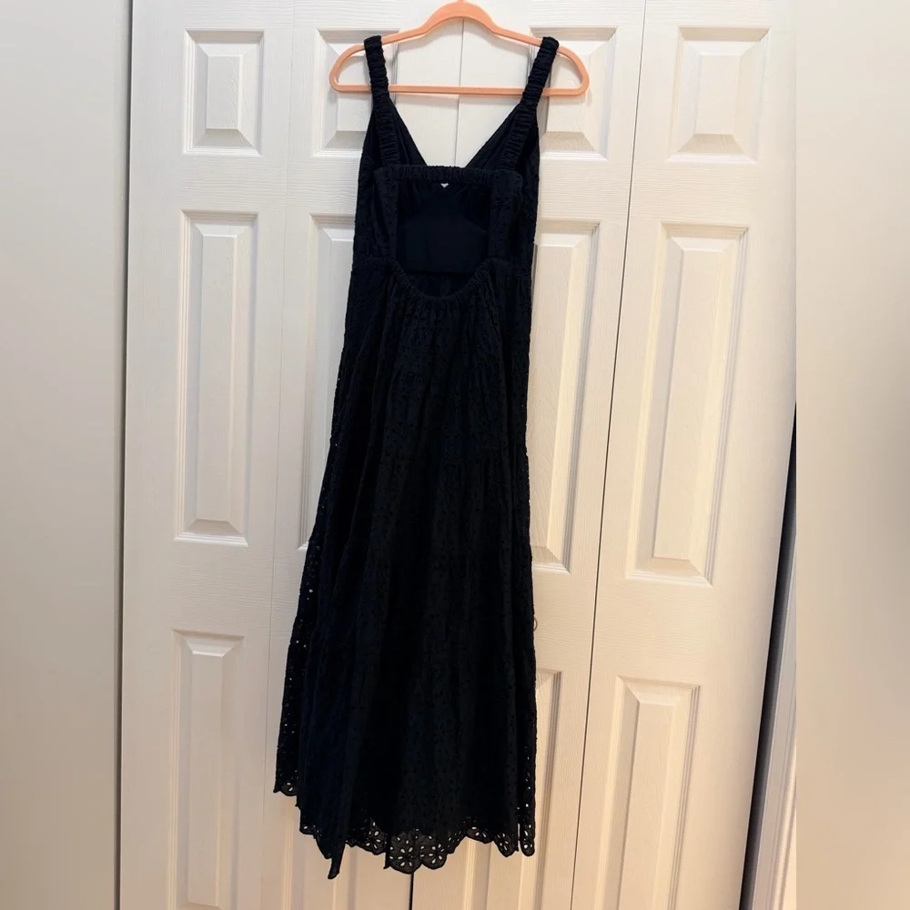 Abercrombie & Fitch black his never